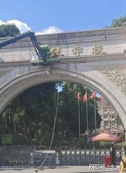 C罗:我是史上最全能 喜欢梅西或我是个人品味